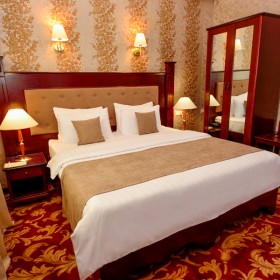 Standard room of River Side Hotel